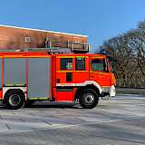 Feuerwehrfahrzeug auf Waschplatz